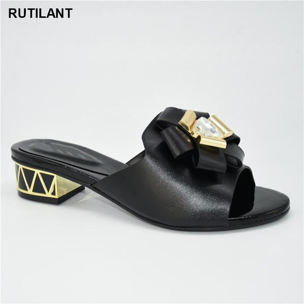 dress shoes african women wedding decorated with rhinestone woman sandalie party pumps elegant low heels, Black
dress shoes african women wedding decorated with rhinestone woman sandalie party pumps elegant low heels, Black