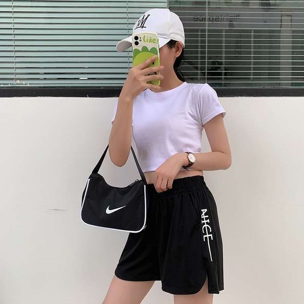 2020 new shorts women's summer thin loose casual high waist wide leg sports yoga pants ice silk pants, Black
2020 new shorts women's summer thin loose casual high waist wide leg sports yoga pants ice silk pants, Black