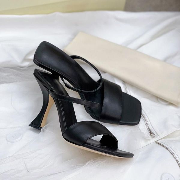 dress shoes sandals with thin straps good quality designer women high heels 8.5cm party wedding luxury slides pumps shoe black3, Black
dress shoes sandals with thin straps good quality designer women high heels 8.5cm party wedding luxury slides pumps shoe black3, Black