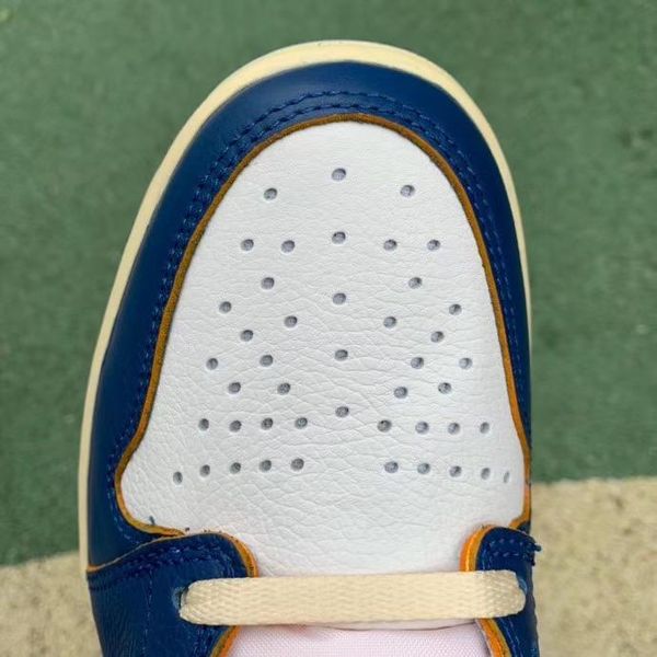 2021 release authentic union 1 high og nrg shoes la black toe white blue varsity red men women outdoor sports sneaker with box running 1top
2021 release authentic union 1 high og nrg shoes la black toe white blue varsity red men women outdoor sports sneaker with box running 1top