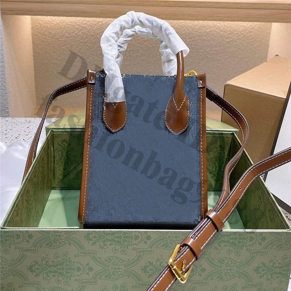 girls women mini leather phone shoulder bags luxury designers ladies fashion purses brand one side crossbody handbags small size 16x20 cm su
girls women mini leather phone shoulder bags luxury designers ladies fashion purses brand one side crossbody handbags small size 16x20 cm su