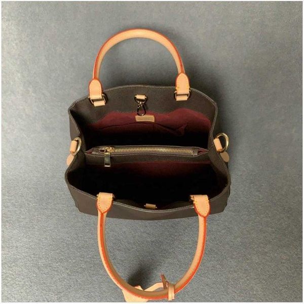 classic flower women handbags montigne tote letter embossing leather shoulder crossbody bag brand luxurys designers bags
classic flower women handbags montigne tote letter embossing leather shoulder crossbody bag brand luxurys designers bags