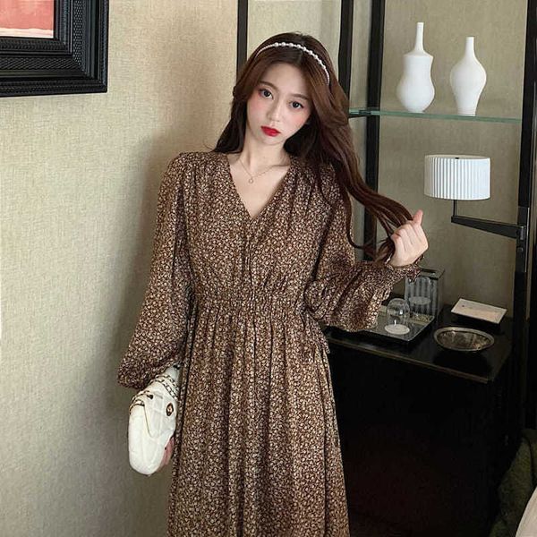 2021 spring autumn style frh and thin broken flower medium length skirt romantic waist closing slim lace up dr, Black;gray
2021 spring autumn style frh and thin broken flower medium length skirt romantic waist closing slim lace up dr, Black;gray