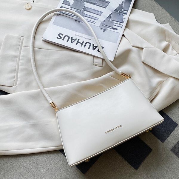 handbag women luxurys designers bags 2021 crossbody bag quality genuine leather coussin men tote purse zhouzhoubao123
handbag women luxurys designers bags 2021 crossbody bag quality genuine leather coussin men tote purse zhouzhoubao123