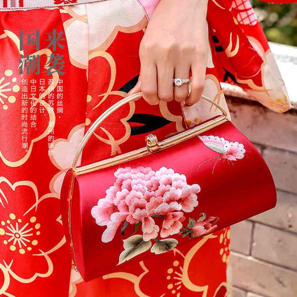 evening bag 2021 suzhou embroidery women's handbag cheongsam japanese dinner
evening bag 2021 suzhou embroidery women's handbag cheongsam japanese dinner