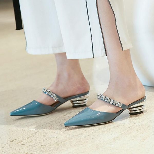 slippers mljuese 2021 women cow leather summer pointed toe cyan color crystal metal heel beaches sandals party dress size 34-42, Black
slippers mljuese 2021 women cow leather summer pointed toe cyan color crystal metal heel beaches sandals party dress size 34-42, Black