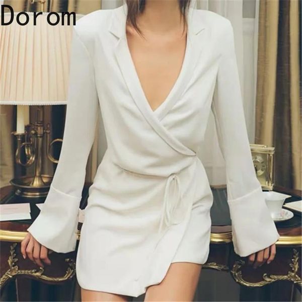 casual dresses black satin v-neck shirt dress women autumn winter flare sleeve lace up mini elegant office party vestidos, Black;gray
casual dresses black satin v-neck shirt dress women autumn winter flare sleeve lace up mini elegant office party vestidos, Black;gray