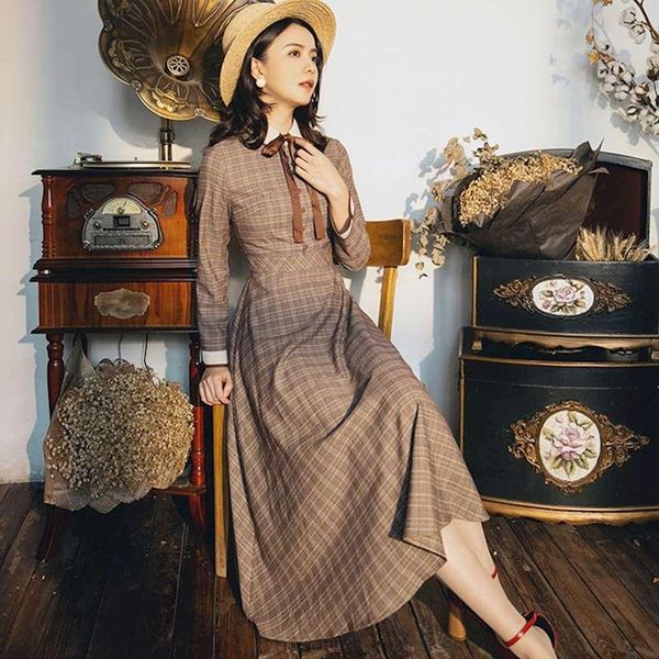 casual dresses wholesale french style plaid big swing retro dress female summer single-breasted longer was waist with bow wq1868, Black;gray
casual dresses wholesale french style plaid big swing retro dress female summer single-breasted longer was waist with bow wq1868, Black;gray