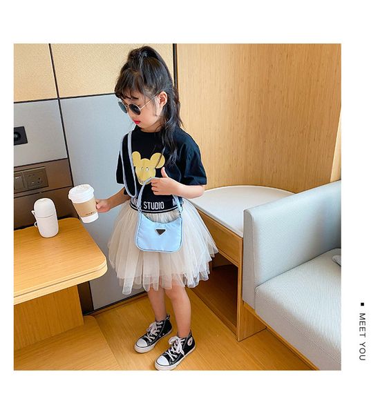 little girls handbags fashion cute one-shoulder canvas messenger underarm mini triangle letter travel exquisite princess bag3633009, Black
little girls handbags fashion cute one-shoulder canvas messenger underarm mini triangle letter travel exquisite princess bag3633009, Black