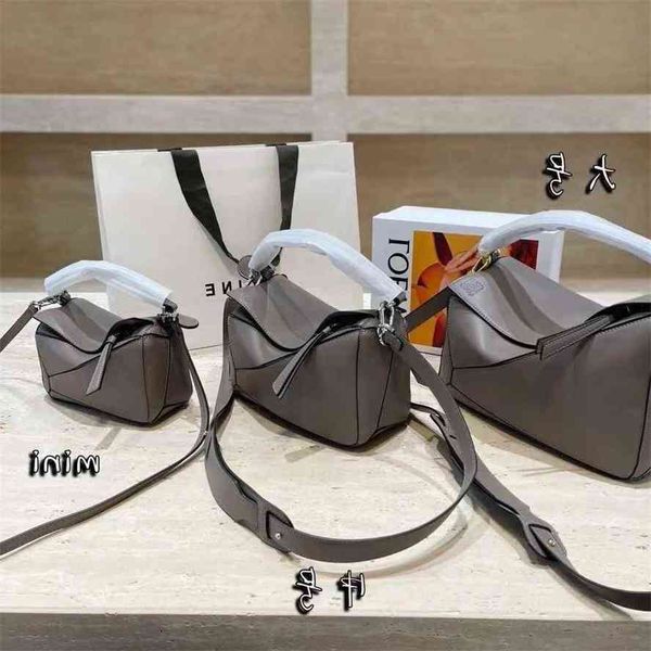 handbagrowe's geometry package puzzlegg bag
handbagrowe's geometry package puzzlegg bag