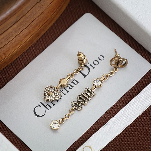 70% off high-quality jewelry family letter love for women 2021 new net red long diamond heart earrings, Golden
70% off high-quality jewelry family letter love for women 2021 new net red long diamond heart earrings, Golden