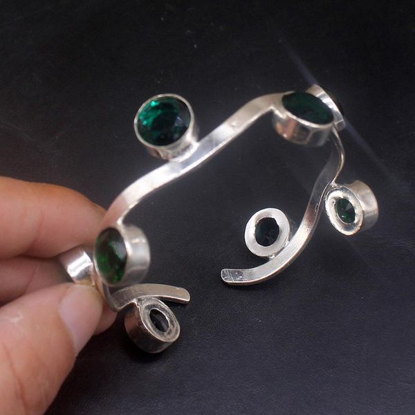 bangle hermosa jewelry adorable shiny greenz silver color fashion arrival open cuff for women 20214588, Black
bangle hermosa jewelry adorable shiny greenz silver color fashion arrival open cuff for women 20214588, Black