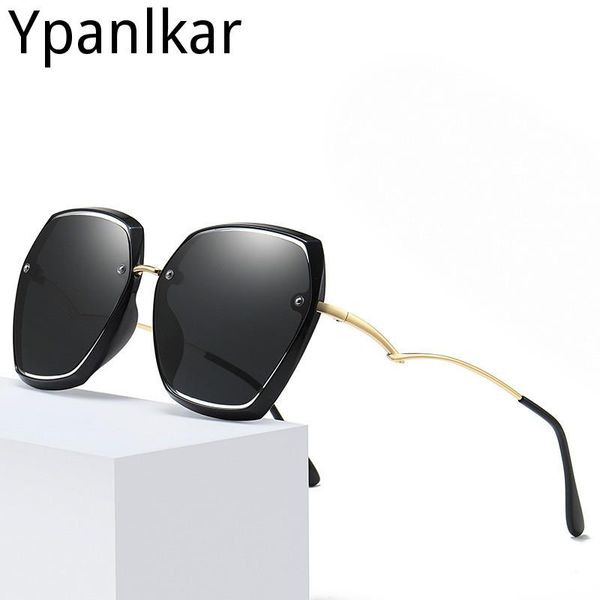 sunglasses women large frame polarized outdoor uv protection fashion trend, White;black
sunglasses women large frame polarized outdoor uv protection fashion trend, White;black