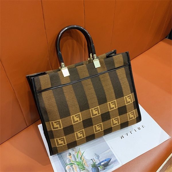 bag women's new fashion bag portable large capacity messenger shoulder tote purse sale
bag women's new fashion bag portable large capacity messenger shoulder tote purse sale