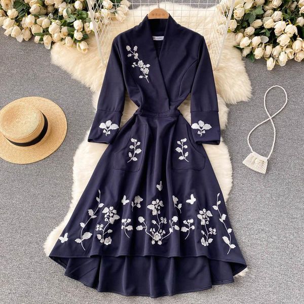 casual dresses a268 women fashion autumn ethnic retro lace up waist embroidery dress long sleeve elegant clothes vestidos de mujer, Black;gray
casual dresses a268 women fashion autumn ethnic retro lace up waist embroidery dress long sleeve elegant clothes vestidos de mujer, Black;gray