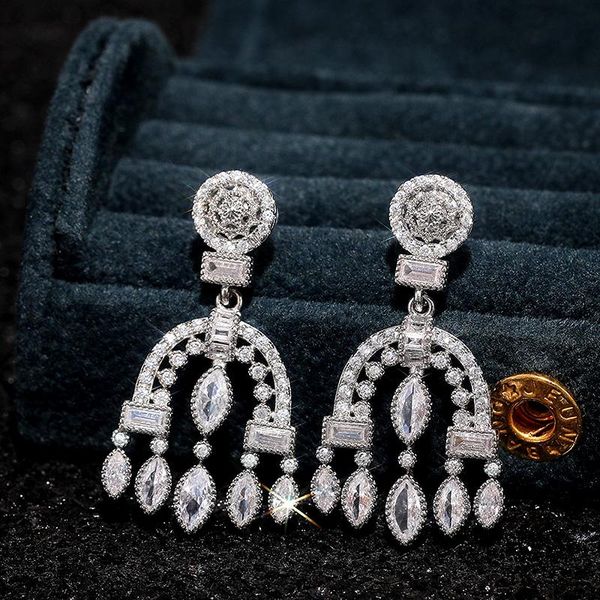 dangle & chandelier huitan ly-design women earrings bridal wedding ceremony party earring unique statement jewelry wholesale, Silver
dangle & chandelier huitan ly-design women earrings bridal wedding ceremony party earring unique statement jewelry wholesale, Silver