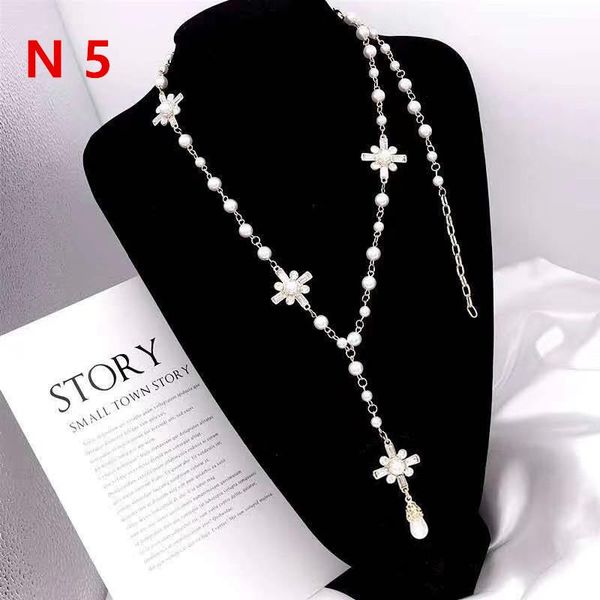 exaggerate elegant lady pearl rhinestone c necklace for women vintage luxious jewlry girl n5 pendant necklaces, Silver
exaggerate elegant lady pearl rhinestone c necklace for women vintage luxious jewlry girl n5 pendant necklaces, Silver