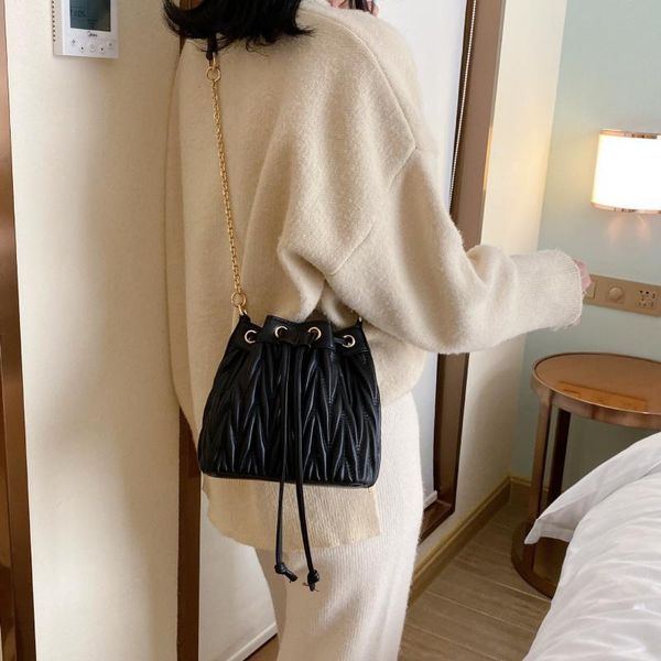 new ladies fashion chain drawstring shoulder bag wild casual fold bucket mobile phone coin purse diagonal female
new ladies fashion chain drawstring shoulder bag wild casual fold bucket mobile phone coin purse diagonal female