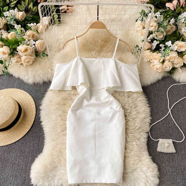 women temperament ruffles waist buttocks suspender dress solid color slash neck fashion spring summer 11b363 210525, Black;gray
women temperament ruffles waist buttocks suspender dress solid color slash neck fashion spring summer 11b363 210525, Black;gray