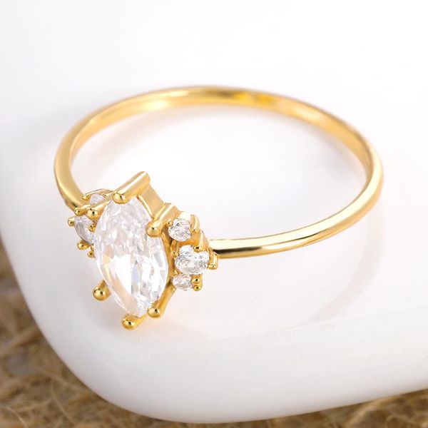 wedding rings big oval clean zircon gemstone finger ring for women bridal band stone delicate female engagement promise party gifts, Slivery;golden
wedding rings big oval clean zircon gemstone finger ring for women bridal band stone delicate female engagement promise party gifts, Slivery;golden