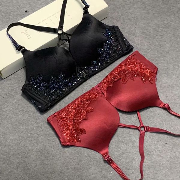 9747 medium thick ab cup embroidery french thin strap beauty back cross style beauty back breast holding lingerie bra, Red;black
9747 medium thick ab cup embroidery french thin strap beauty back cross style beauty back breast holding lingerie bra, Red;black