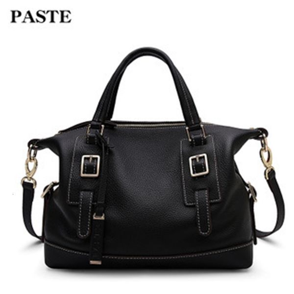 Women's in Spring and Summer of 2021 Head Leather Hand-held Messenger Fashion Trend Locomotive Bag 1119
Women's in Spring and Summer of 2021 Head Leather Hand-held Messenger Fashion Trend Locomotive Bag 1119