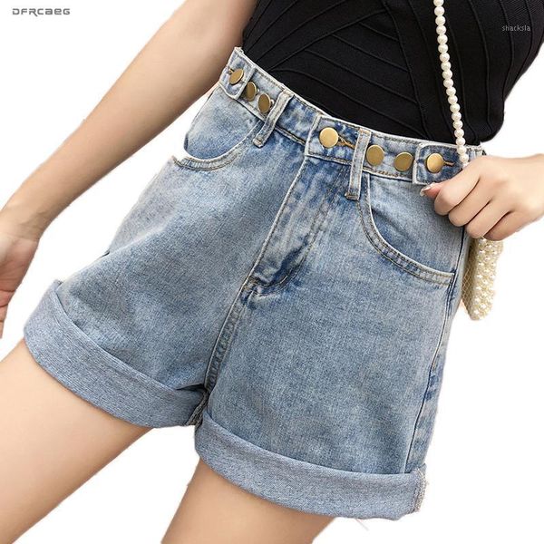 women's shorts arrival 2021 summer women denim high waist with button streetwear crimping woman jeans short blue, White;black
women's shorts arrival 2021 summer women denim high waist with button streetwear crimping woman jeans short blue, White;black