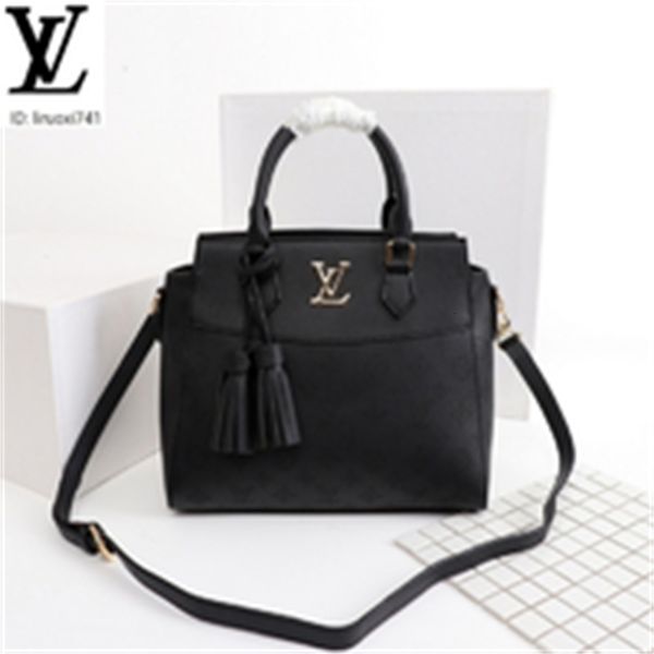 brand designer luxury aik8 m55050 black new hollow leather shoulder bag women handbags iconic bags handles shoulder bags totes cross bod, Red;black
brand designer luxury aik8 m55050 black new hollow leather shoulder bag women handbags iconic bags handles shoulder bags totes cross bod, Red;black