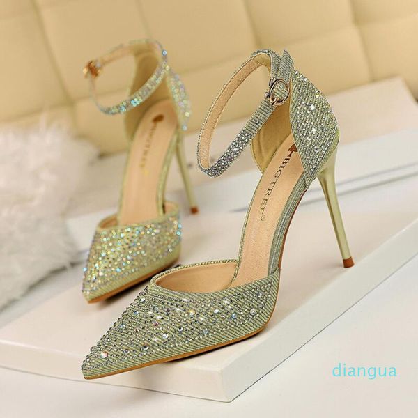 ladies dress shoes red sole high heels ladies designer genuine leather high heels ladies sandals wedding shoelace box, Black
ladies dress shoes red sole high heels ladies designer genuine leather high heels ladies sandals wedding shoelace box, Black