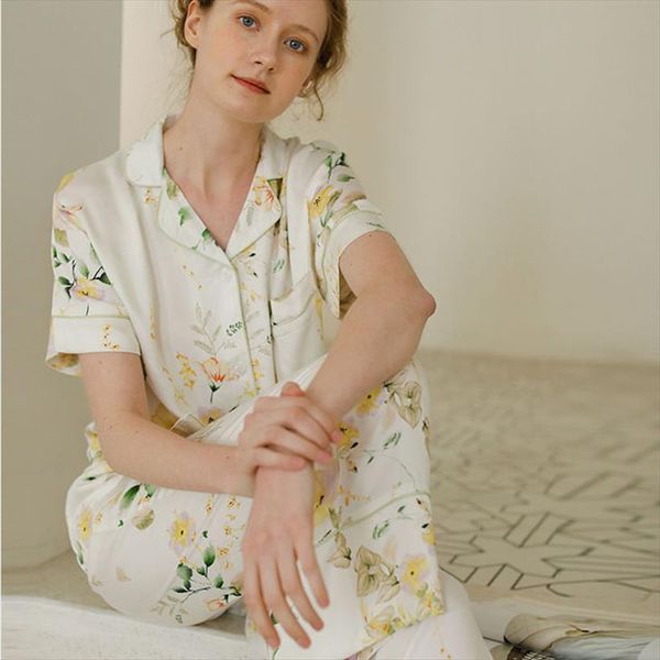 floral printed two pcs women sleepwear set pajamas summer cool short sleeved long trousers pijama mujer verano, Black;red
floral printed two pcs women sleepwear set pajamas summer cool short sleeved long trousers pijama mujer verano, Black;red