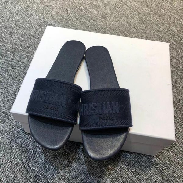 slippers women's summer 2021 fashion embroidered and printed flat luxury design beach shoes, Black
slippers women's summer 2021 fashion embroidered and printed flat luxury design beach shoes, Black