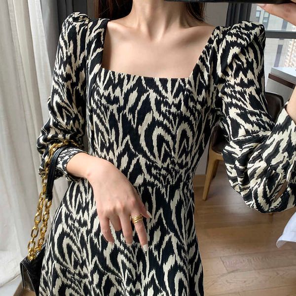 casual dresses summer fashion zebra print square collar floral women loose belly-covering french style long elegant vnkm, Black;gray
casual dresses summer fashion zebra print square collar floral women loose belly-covering french style long elegant vnkm, Black;gray