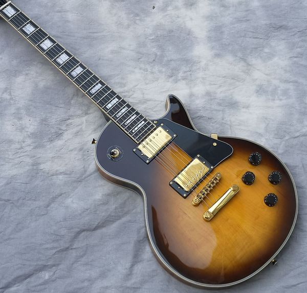 electric guitar,70s sunburst , solid maple cap, 1 pc body neck, ebony fingerboard, frets binding, quality guita
electric guitar,70s sunburst , solid maple cap, 1 pc body neck, ebony fingerboard, frets binding, quality guita
