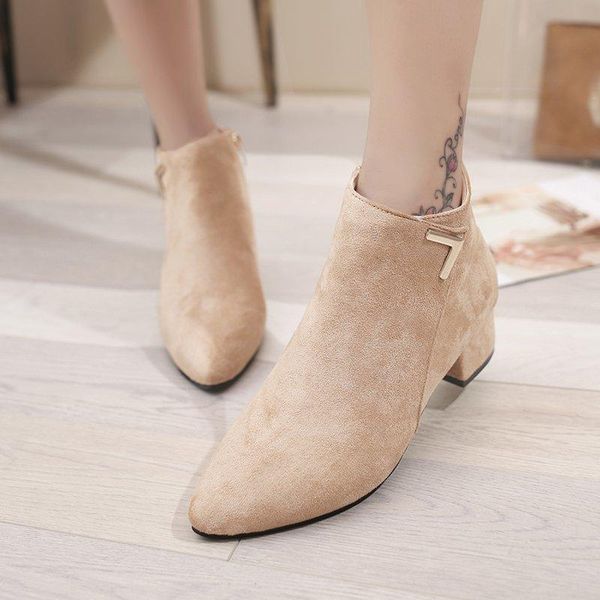 boots 2021 fashion women casual leather low high heels spring shoes woman pointed toe rubber ankle black zapatos mujer
boots 2021 fashion women casual leather low high heels spring shoes woman pointed toe rubber ankle black zapatos mujer
