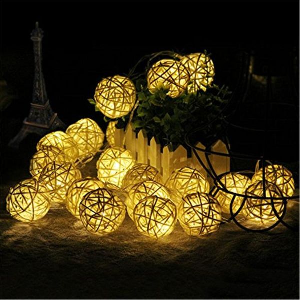 strings 10/20/40leds rattan balls string lights battery operated cotton ball garland light for wedding christmas party patio decoration
strings 10/20/40leds rattan balls string lights battery operated cotton ball garland light for wedding christmas party patio decoration