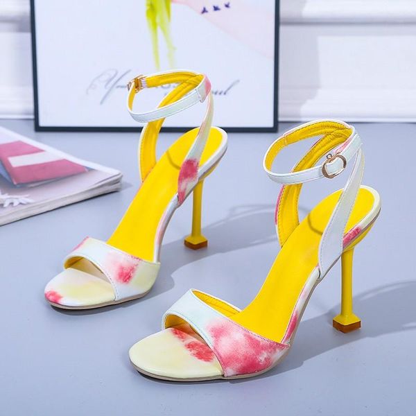 sandals 2021 summer fashion buckle thick thin heel large size floral open-toe pointed rome female party wedding shoes, Black
sandals 2021 summer fashion buckle thick thin heel large size floral open-toe pointed rome female party wedding shoes, Black