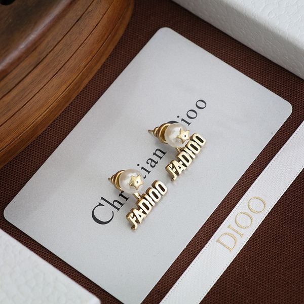 design jewelry pearl fengdijia letter net red back hanging earrings, Golden 
design jewelry pearl fengdijia letter net red back hanging earrings, Golden