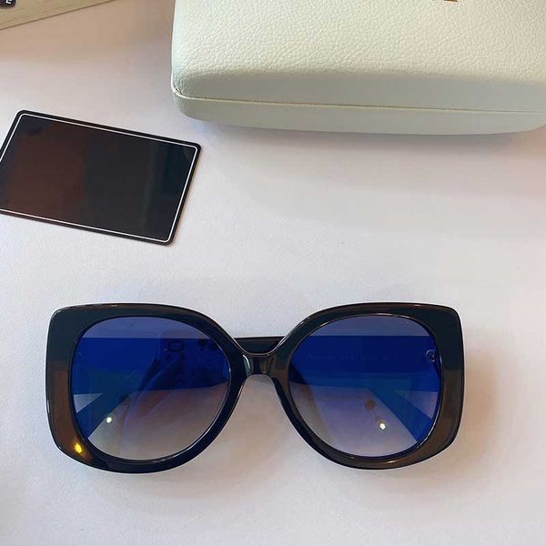2021 big frame women's sunglasses famous designer summer protective glasses windproof sunglasses with box 4387, White;black
2021 big frame women's sunglasses famous designer summer protective glasses windproof sunglasses with box 4387, White;black