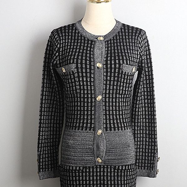 women's jackets 2021 black elegant sweet pink women knitted cardigan single breasted brand sweater gold button long-sleeved clothes 2vc, Black;brown
women's jackets 2021 black elegant sweet pink women knitted cardigan single breasted brand sweater gold button long-sleeved clothes 2vc, Black;brown