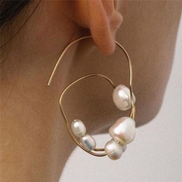 zinc alloy + simulated pearl charm earrings women's earring jewelry ear ring e8351, Golden
zinc alloy + simulated pearl charm earrings women's earring jewelry ear ring e8351, Golden