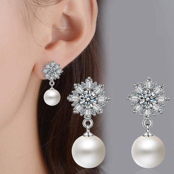 stud vc-47 pearl earrings women temperament korean simple long zircon snowflake japan and south korea, Golden;silver
stud vc-47 pearl earrings women temperament korean simple long zircon snowflake japan and south korea, Golden;silver