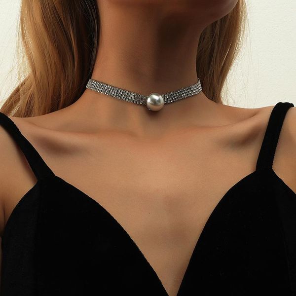 chokers short clavicle necklace exaggerated flashing diamond pearl exquisite luxury banquet accessories 2021, Golden;silver
chokers short clavicle necklace exaggerated flashing diamond pearl exquisite luxury banquet accessories 2021, Golden;silver
