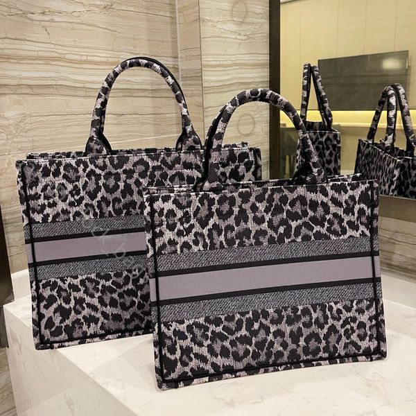 fashion large capacity bags wallets new totes women shopping lady shoulder letter soft super great famous designer stripes handbags cross bo
fashion large capacity bags wallets new totes women shopping lady shoulder letter soft super great famous designer stripes handbags cross bo