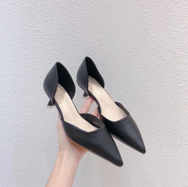 sandals early autumn hollow pointed-toe single shoes fashionable simple all-match heel, Black
sandals early autumn hollow pointed-toe single shoes fashionable simple all-match heel, Black