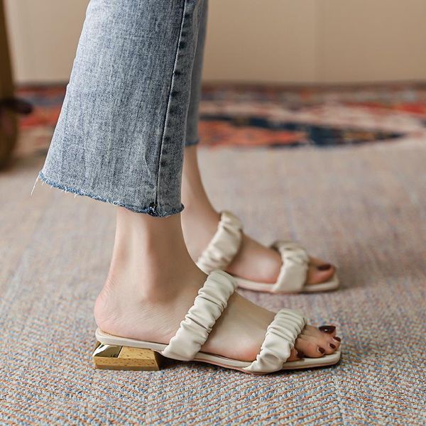slippers summer 2021 versatile web celebrity flat heels with skirt and sandals for women fairy outside, Black
slippers summer 2021 versatile web celebrity flat heels with skirt and sandals for women fairy outside, Black