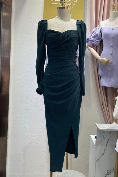 french style temperament socialite hepburn style autumn new base dress pleated square collar off-shoulder sheath long sleeve dress, Black;gray
french style temperament socialite hepburn style autumn new base dress pleated square collar off-shoulder sheath long sleeve dress, Black;gray