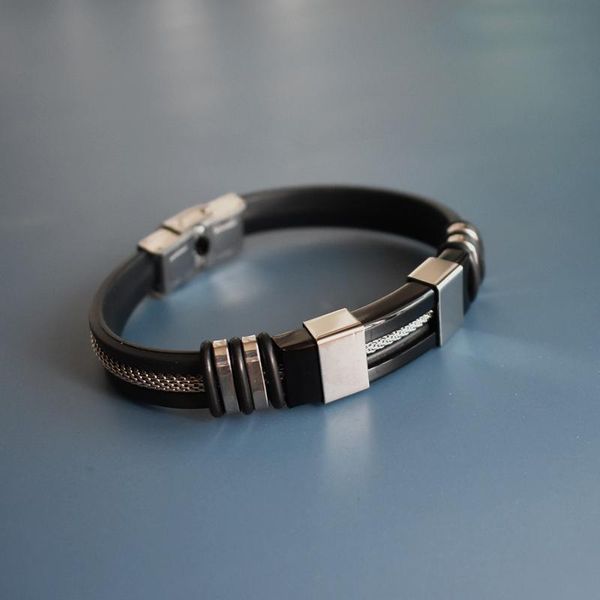 charm bracelets 2021 men wrist band bracelet with black grooved rudder silicone mesh link insert punk wristband stainless steel casual bangl, Golden;silver
charm bracelets 2021 men wrist band bracelet with black grooved rudder silicone mesh link insert punk wristband stainless steel casual bangl, Golden;silver