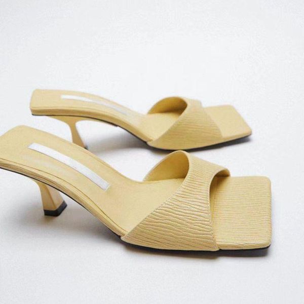 slippers shoes rubber flip flops ladies' thin heels shallow slipers women heeled mules hawaiian soft 2021 high scandals slides b, Black
slippers shoes rubber flip flops ladies' thin heels shallow slipers women heeled mules hawaiian soft 2021 high scandals slides b, Black