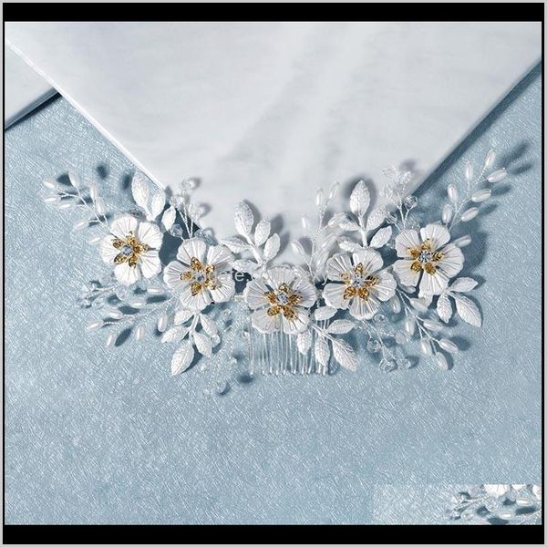 clips & barrettes drop delivery 2021 exquisite white flower comb elegant beads hairband bride wedding headpeice women hair jewelry headband, Golden;silver
clips & barrettes drop delivery 2021 exquisite white flower comb elegant beads hairband bride wedding headpeice women hair jewelry headband, Golden;silver