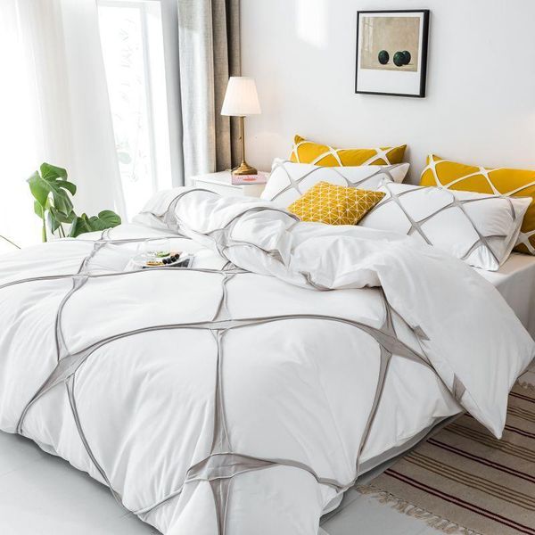 bedding sets y set white color plaid bed cover single//king size sheet calico housse de couette
bedding sets y set white color plaid bed cover single//king size sheet calico housse de couette
